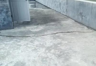 杭州市楼顶漏水维修公司分享下如何解决卫生间隐蔽部位漏水的问题?